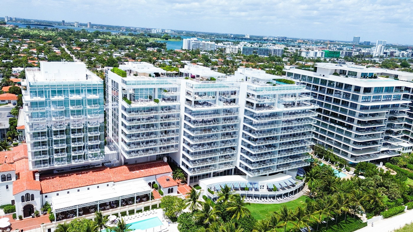 The Surf Club North, Four Seasons